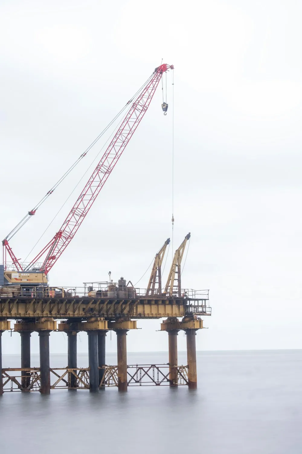 Offshore: Platforms and jackets
